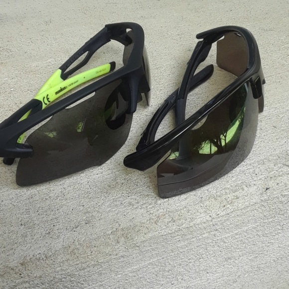 Ironman polarized sunglasses bundle - Picture 7 of 8